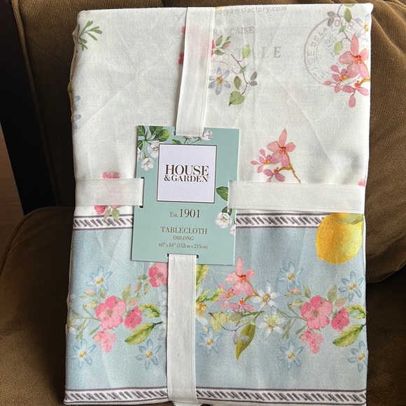 Other - House & Garden Spring Tablecloth 60”x 84” Floral Lemons Print Script